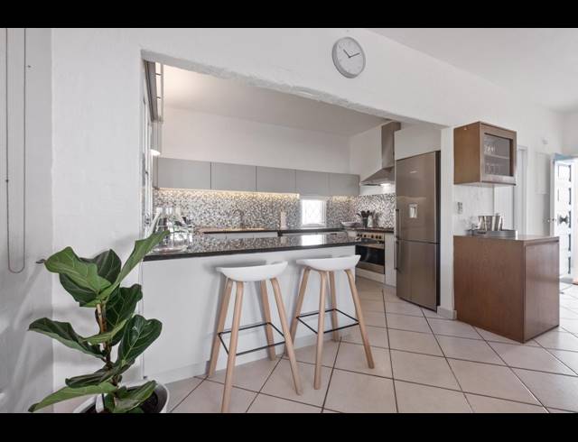 3 BEDROOM APARTMENT FOR SALE IN SHAKAS ROCK